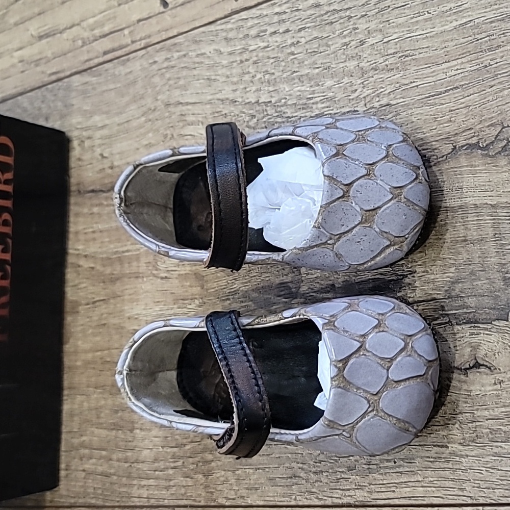 Freebird Baby Jane Stone Croco ballet flats size 1 (3-6 months) New never worn
